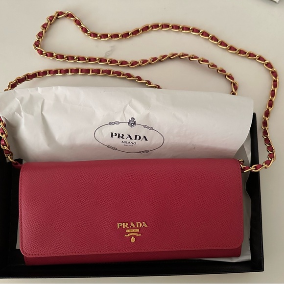 PRADA Pink wallet with chain NWT - Picture 2 of 5